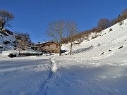 Sulle nevi del Monte Zucco (1232 m ) da S. Antonio Abbandonato (987 m) sui sent. 505-506 il 14 gennaio 2021 - FOTOGALLERY